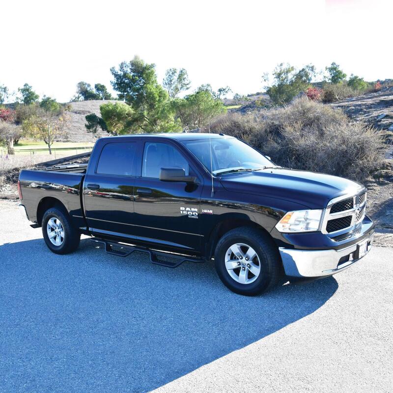 Westin 19-23 RAM 1500 Classic Crew Cab Outlaw Drop Nerf Step Bars